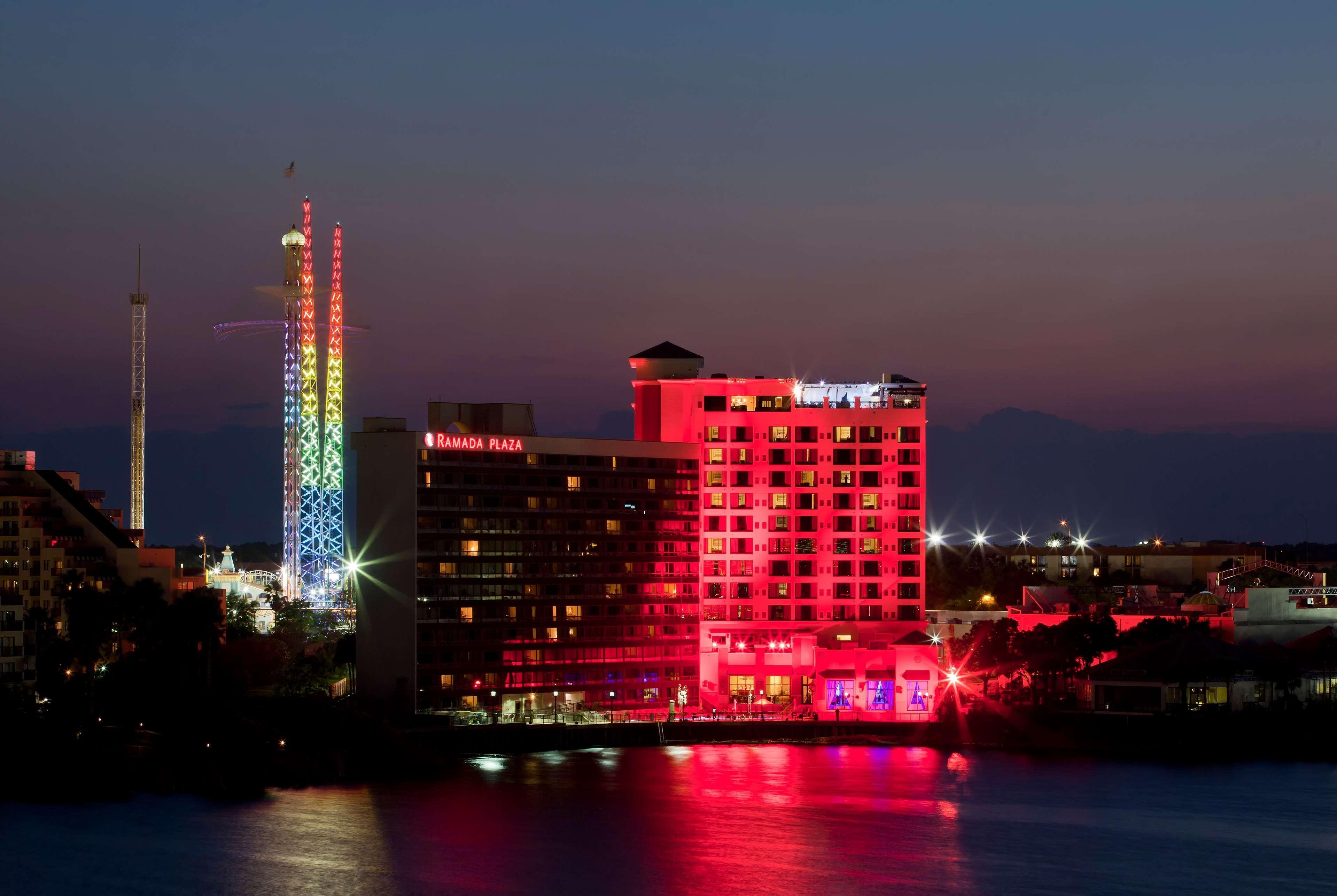 Ramada Plaza By Wyndham Orlando Resort & Suites Intl Drive Exteriér fotografie