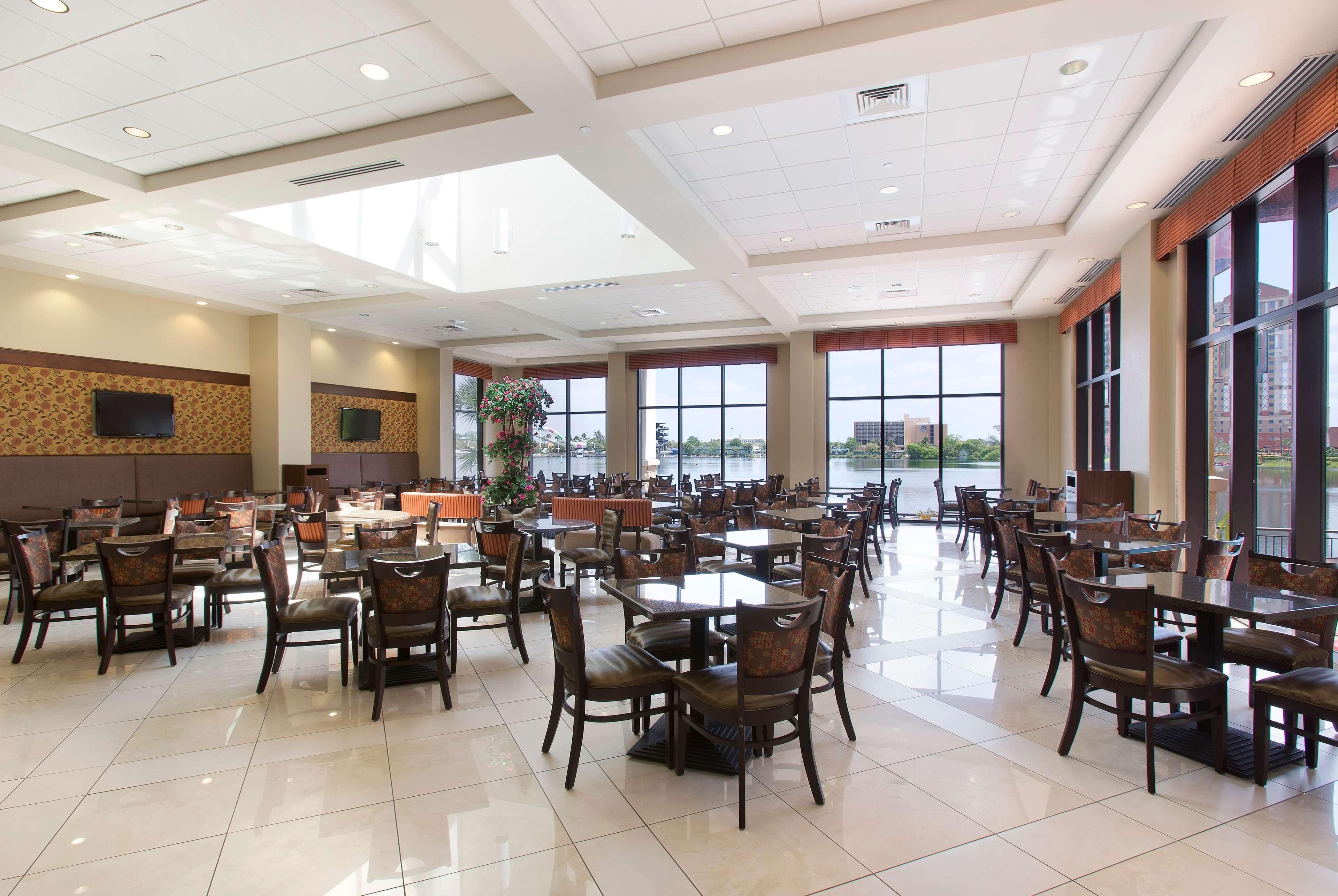 Ramada Plaza By Wyndham Orlando Resort & Suites Intl Drive Exteriér fotografie