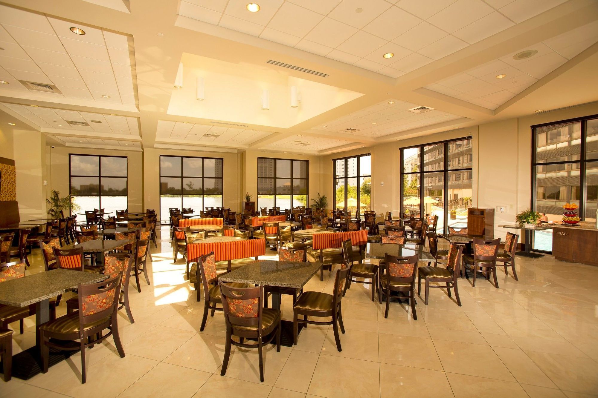 Ramada Plaza By Wyndham Orlando Resort & Suites Intl Drive Exteriér fotografie