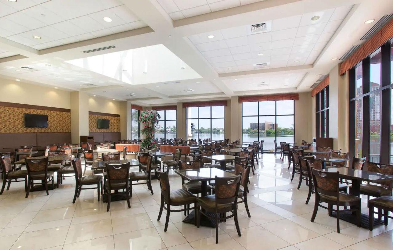 Ramada Plaza By Wyndham Orlando Resort & Suites Intl Drive Exteriér fotografie